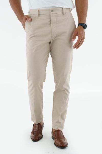 SLIM FIT CHINOS